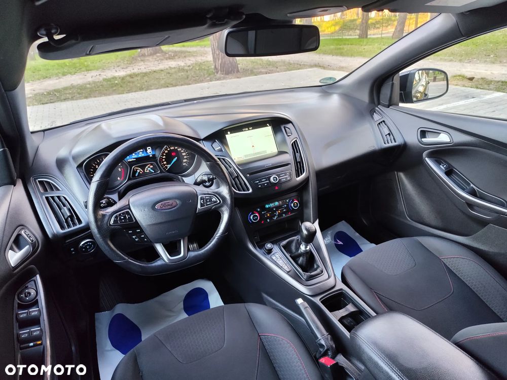 Ford Focus 2.0 TDCi ST-Line Black ASS - 31