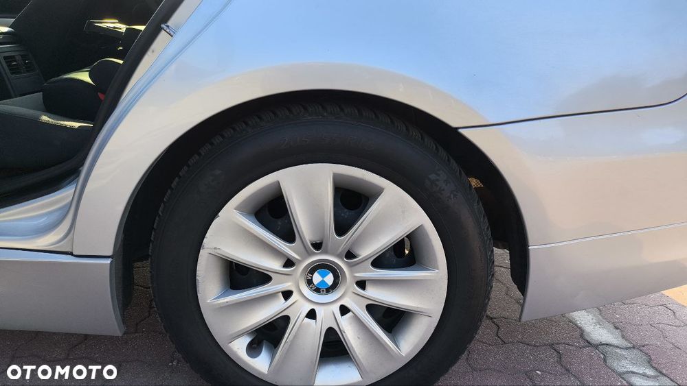 BMW Seria 3 318d - 16