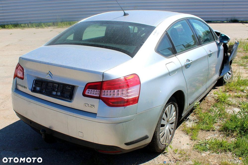 Citroen C5 II 2008 1.8i 6FY Sedan (MASKA, ZDERZAK, LAMPA, BŁOTNIK, DRZWI, SZYBA, FOTEL) - 5