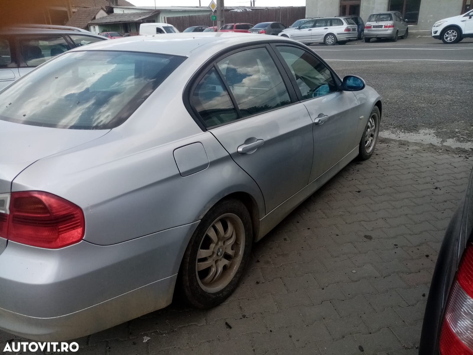 Dezmembram BMW model 320 d 163 CAI - 4