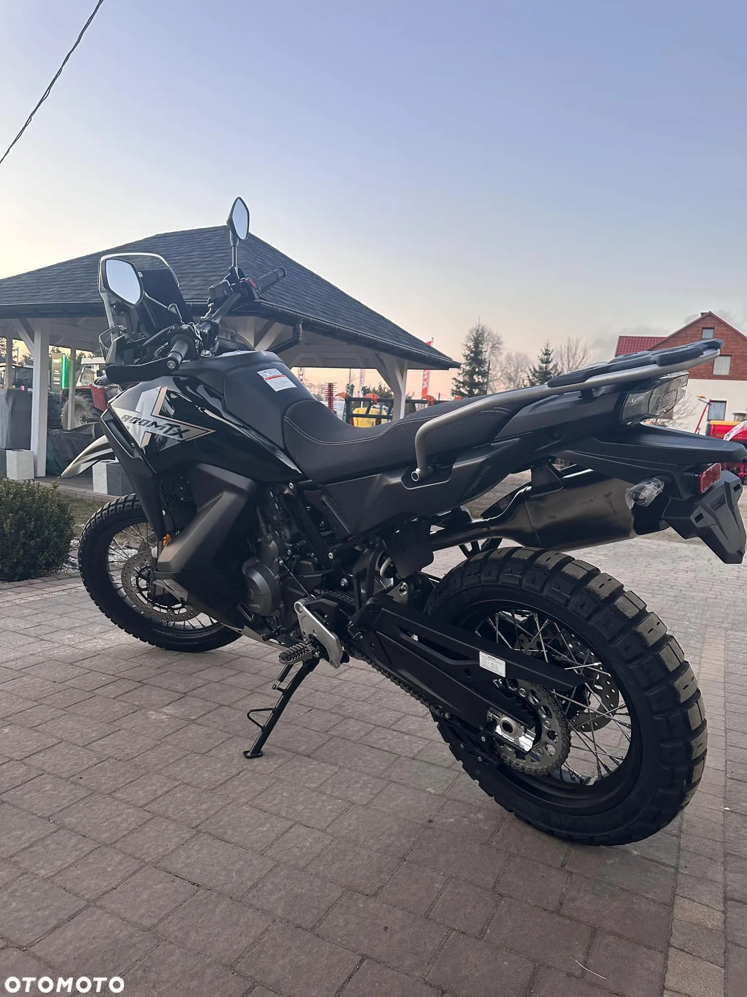 CFMoto MT - 8