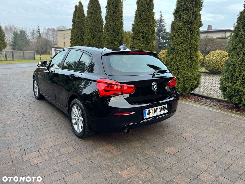 BMW Seria 1 116i - 4