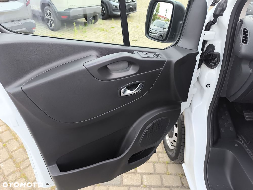 Renault trafic - 10