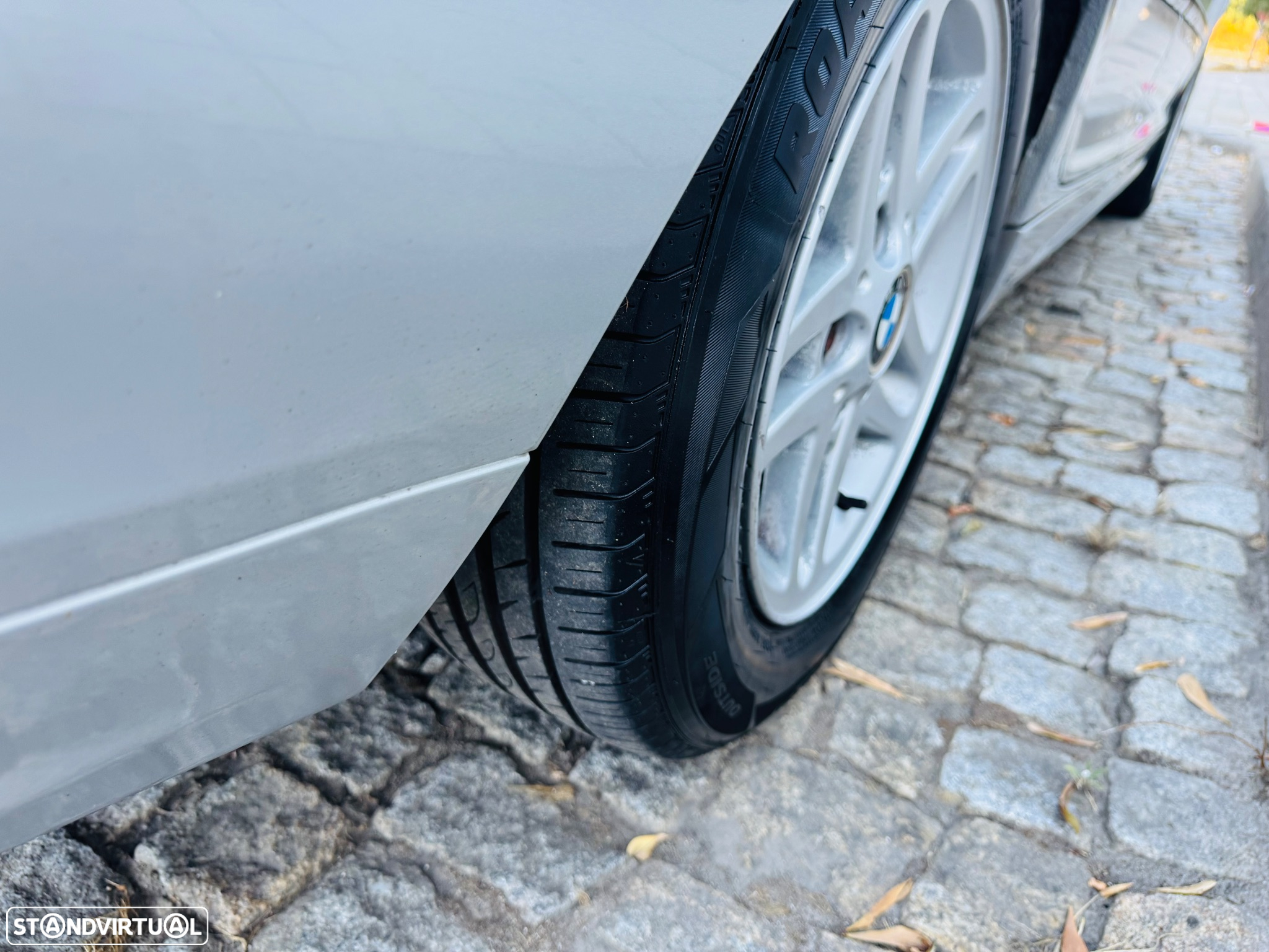 BMW 318 i Touring - 15