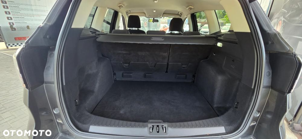 Ford Kuga 1.5 EcoBoost 2x4 Titanium - 31