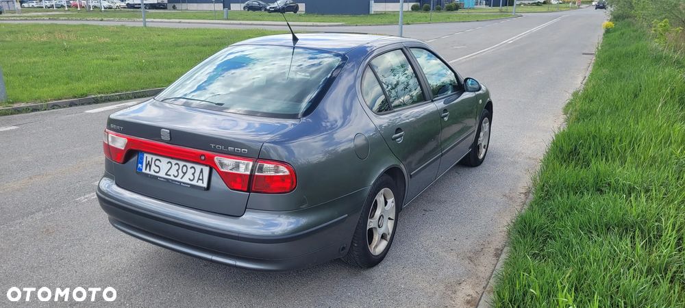 Seat Toledo 1.6 Stella - 4