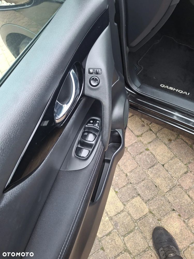 Nissan Qashqai 1.6 DCi N-Connecta Xtronic - 18