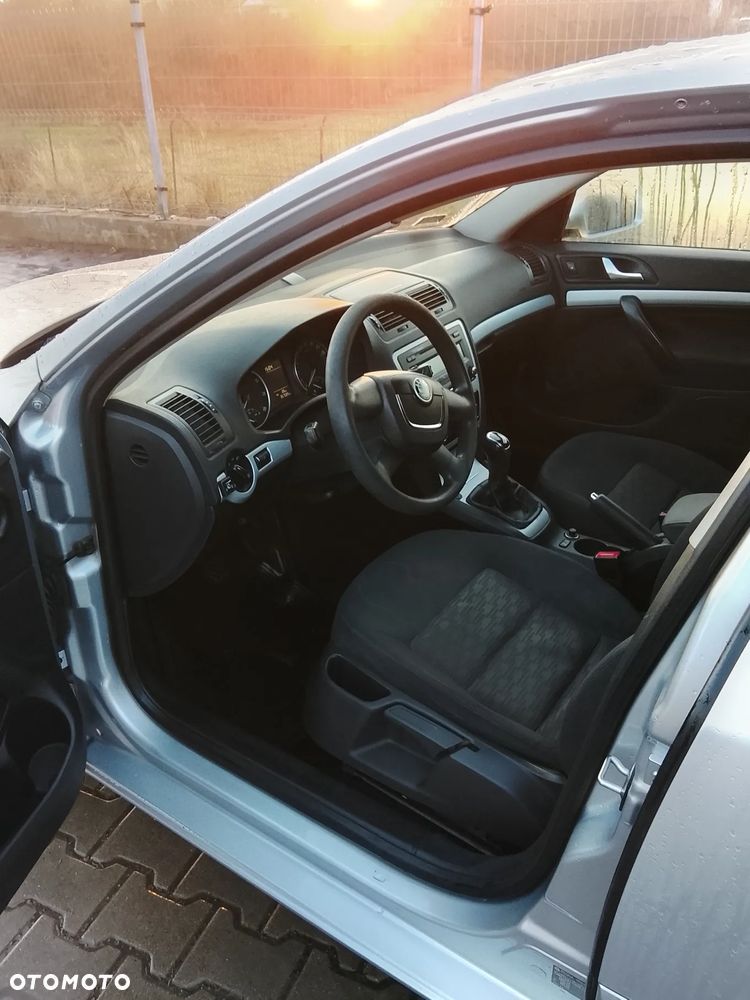 Skoda Octavia 1.6 - 31