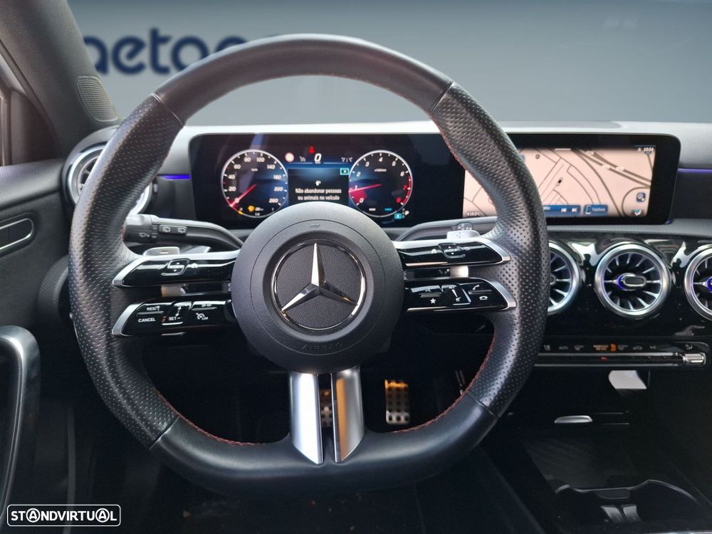Mercedes-Benz A 200 AMG Line Aut. - 13