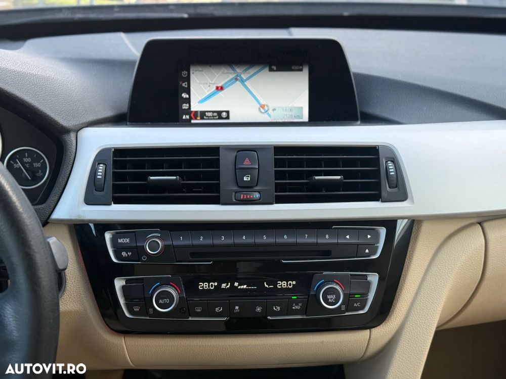 BMW Seria 3 318d Aut. Advantage - 26