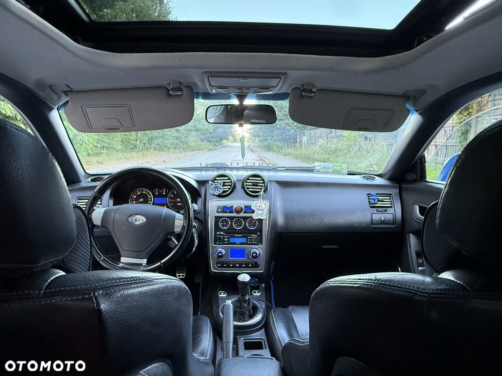 Hyundai Coupe - 4