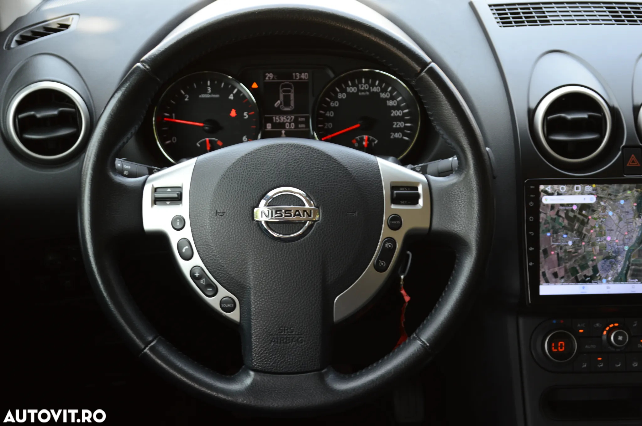 Nissan Qashqai 1.5 DCI Start/Stop N-Connecta - 16