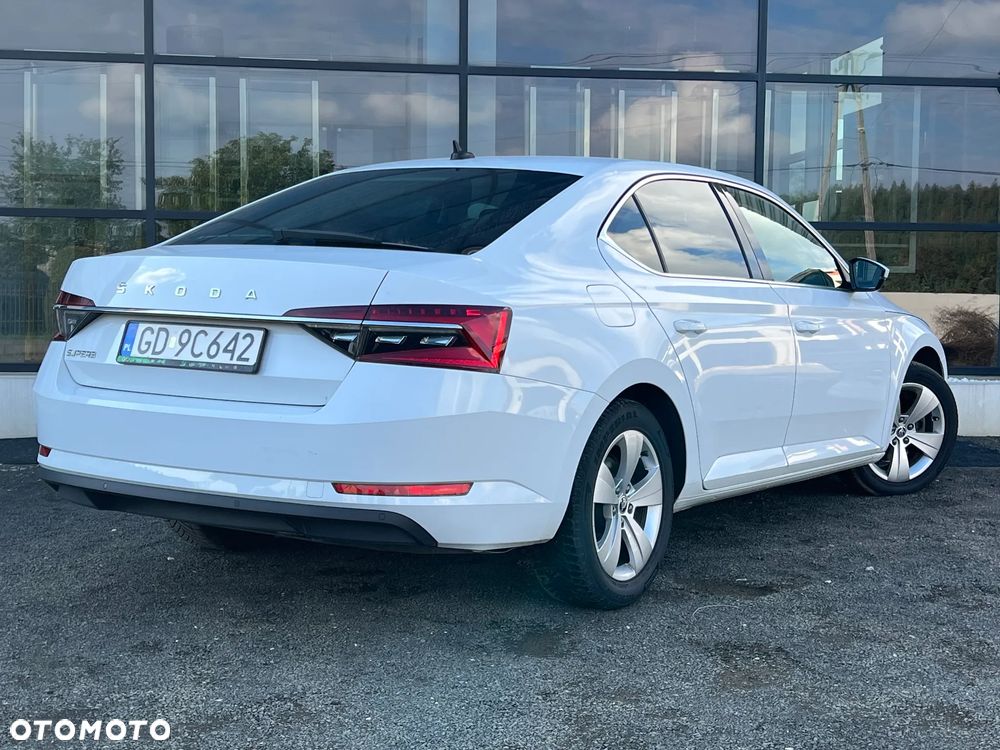 Skoda Superb 1.5 TSI Ambition DSG - 8