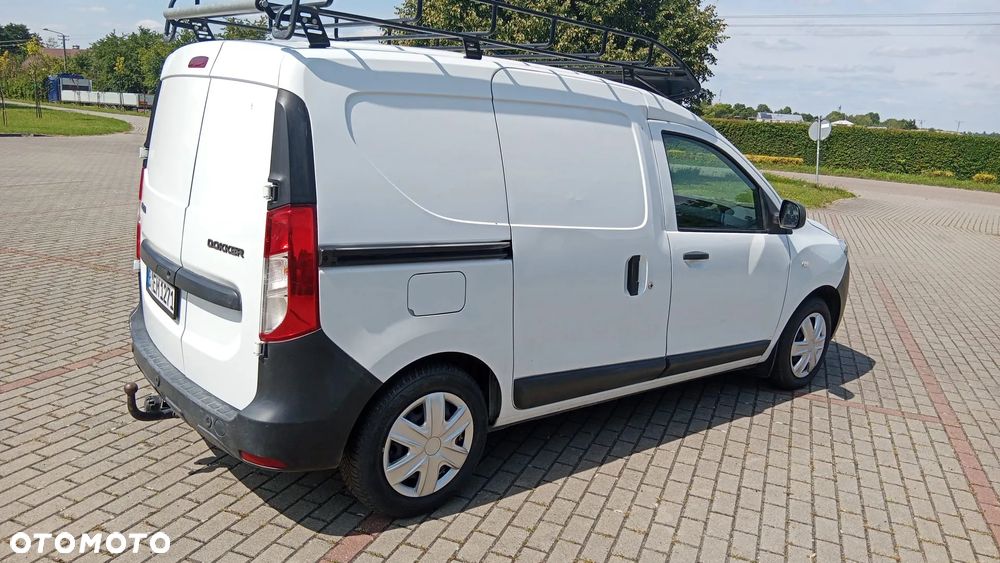 Dacia DOKKER 1,6 16V 102PS BENZYNA - 12