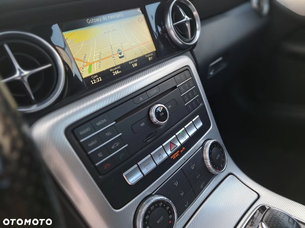 Mercedes-Benz SLC 250 d 9G-TRONIC RedArt Edition - 10