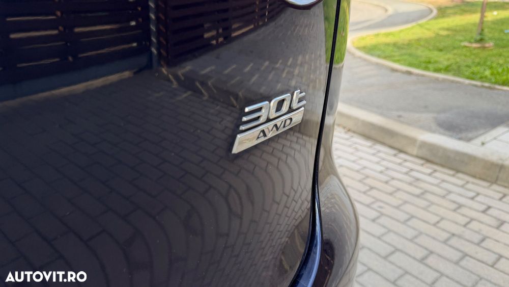 Jaguar F-Pace - 29
