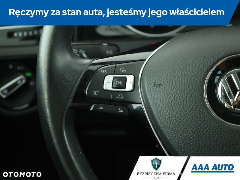 Volkswagen Golf Variant - 17