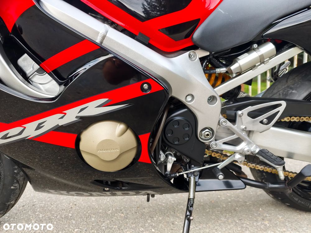 Honda CBR - 16