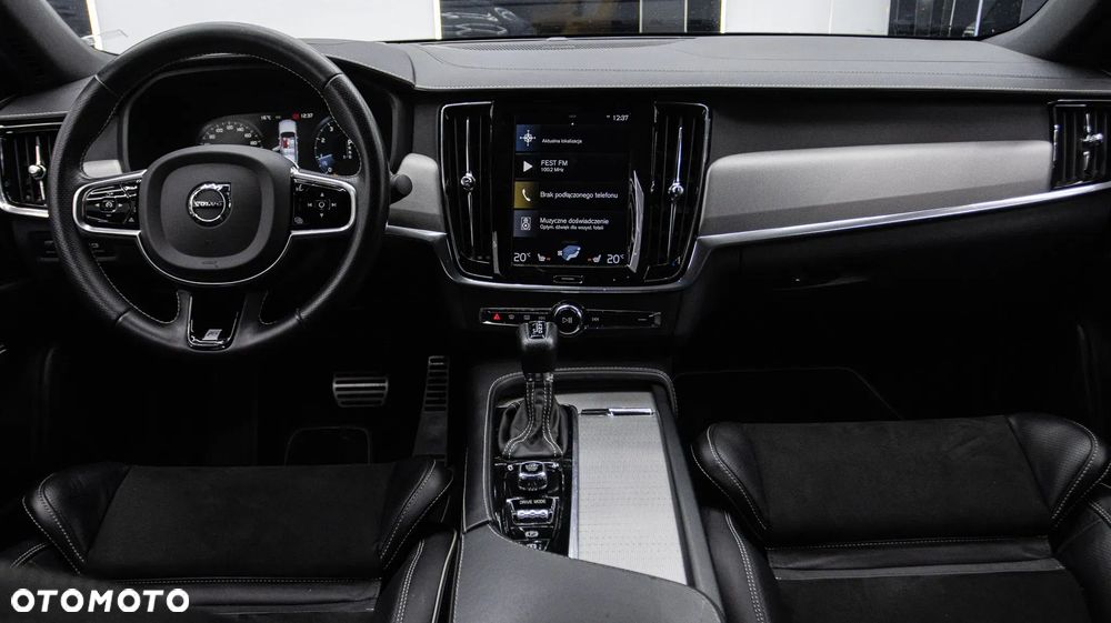 Volvo S90 B4 B R-Design - 13