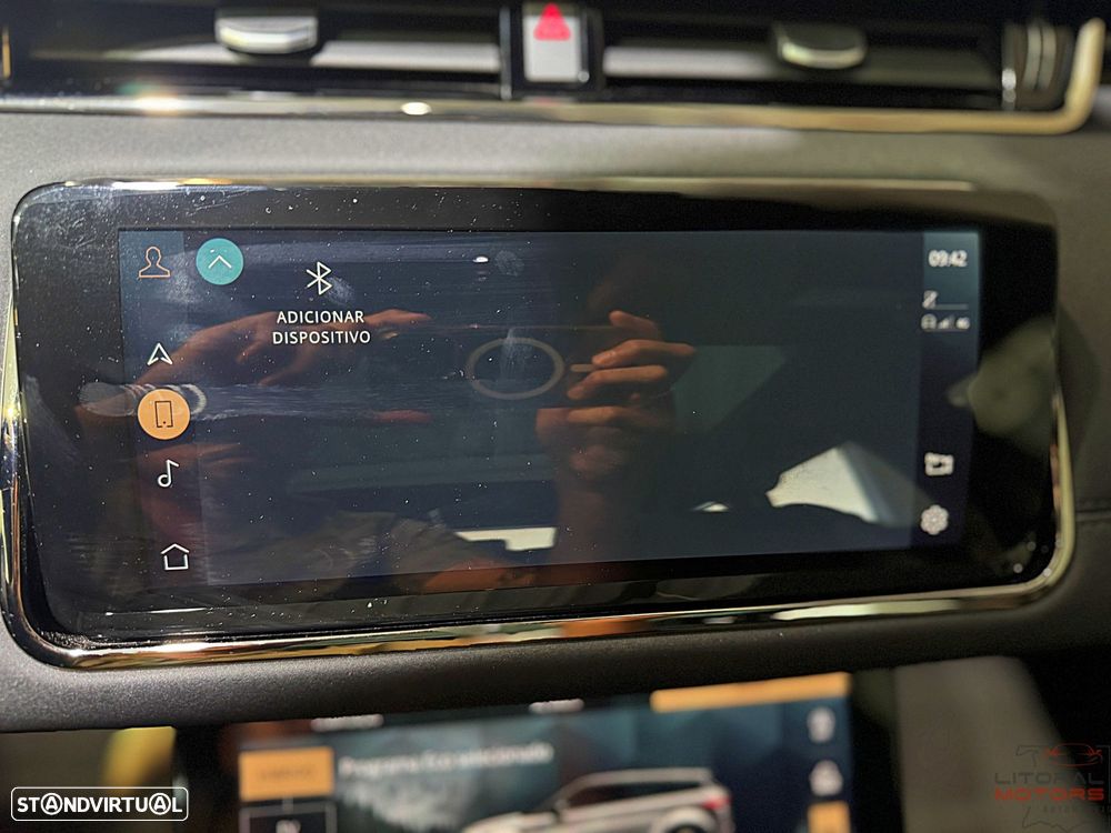 Land Rover Range Rover Evoque P300e R-Dynamic - 31