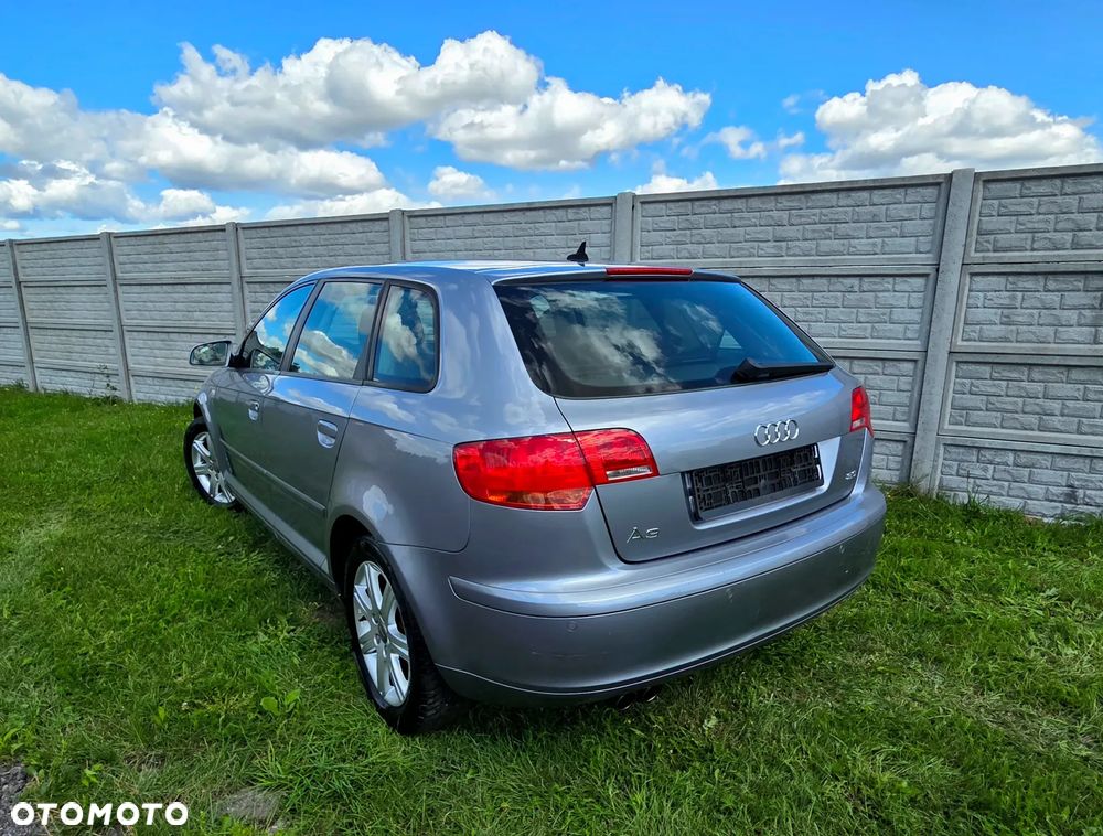 Audi A3 Sportback 2.0 FSI Attraction - 7