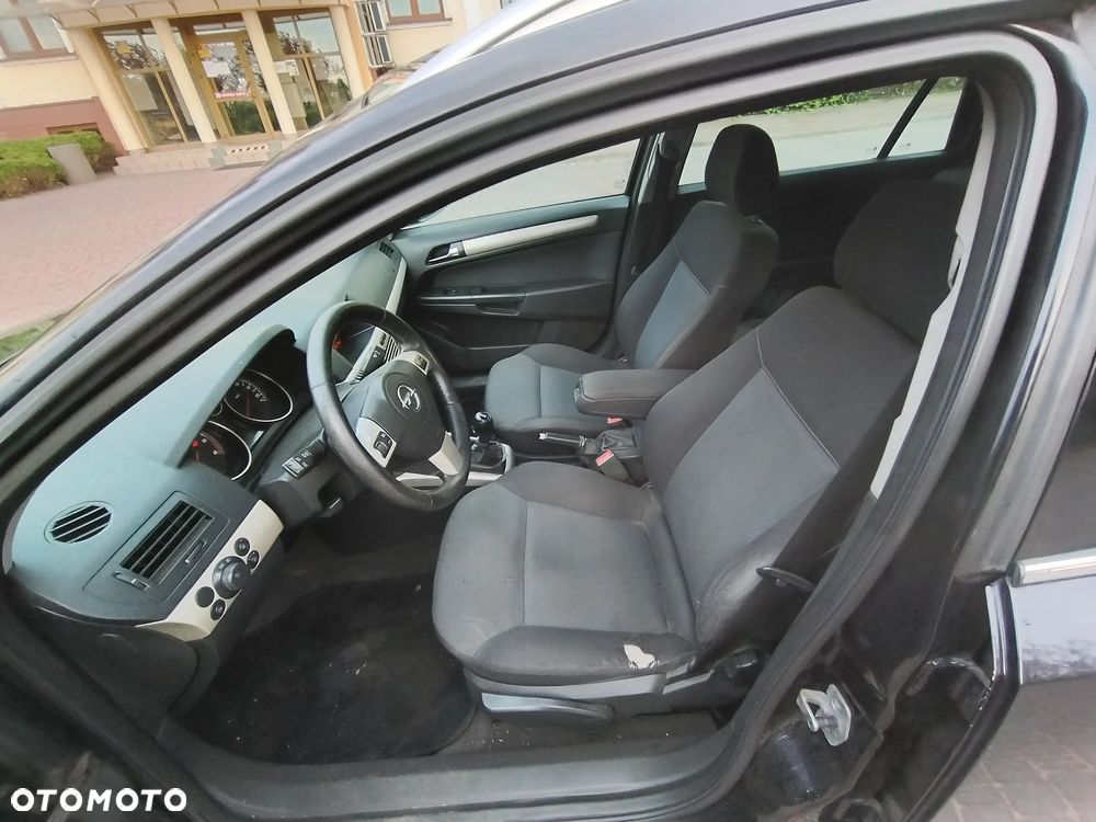 Opel Astra - 10