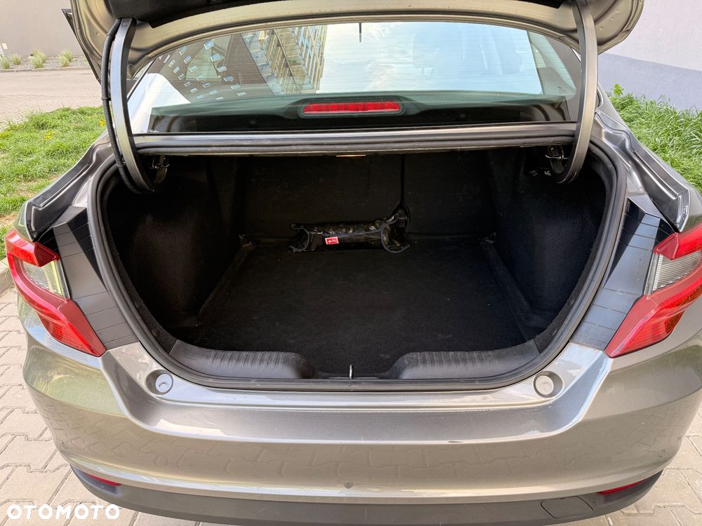 Fiat Tipo 1.4 16V Lounge EU6d - 10