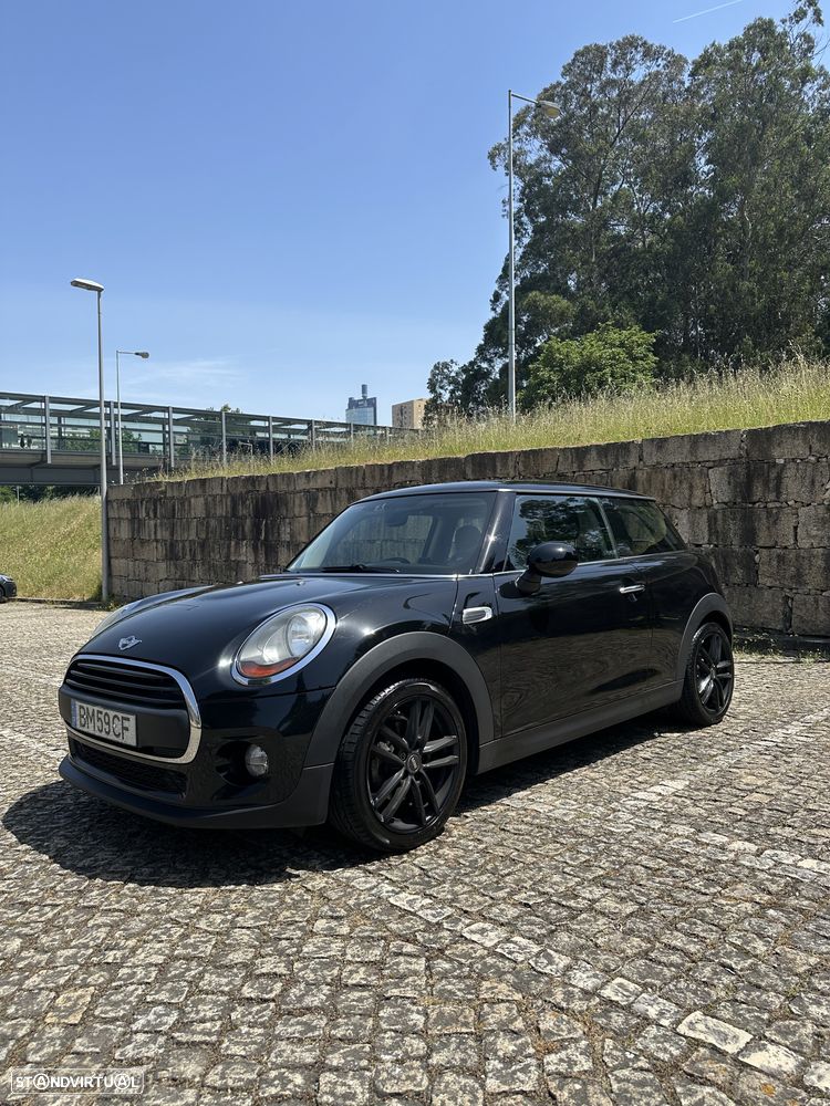 MINI 3 Portas One D - 1