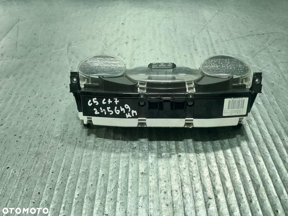 LICZNIK CITROEN C5 III 9666326780 1.6 TB - 2
