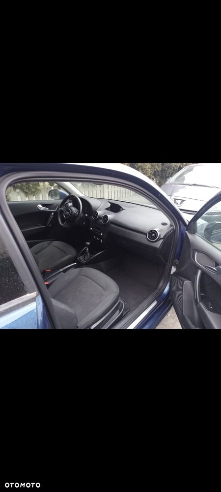Audi A1 3-drzwiowe 1.2 TFSI admired - 4