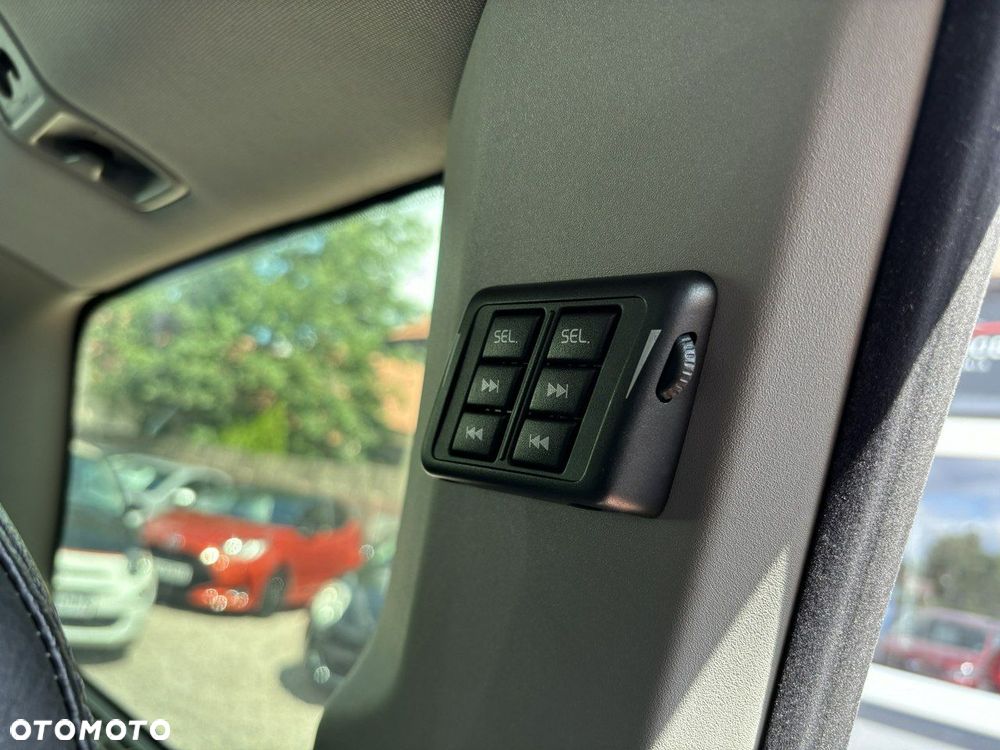 Volvo XC 90 - 22