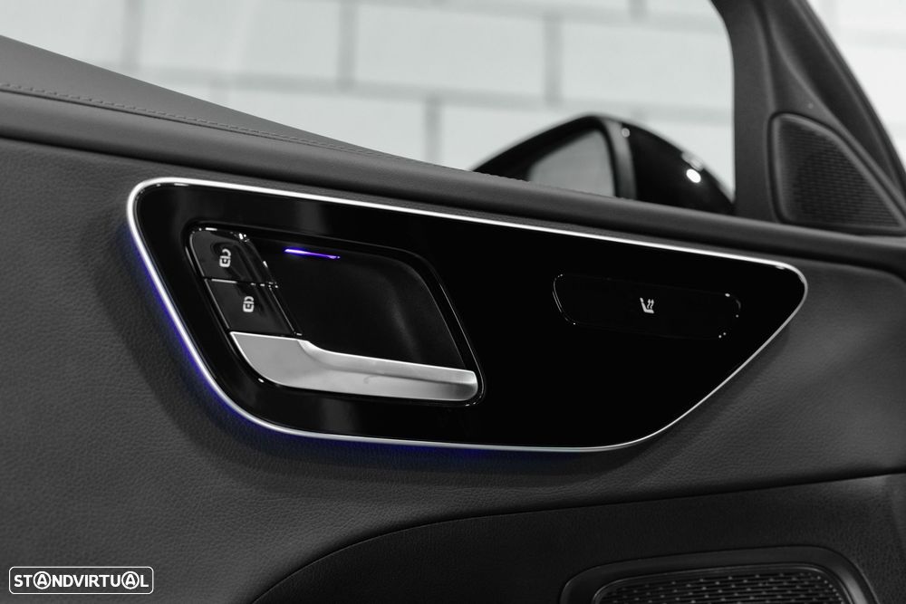 Mercedes-Benz C 300 e AMG Line - 30