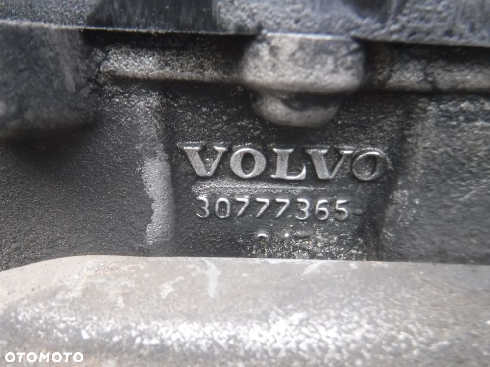 Volvo XC60   S80  XC70 S60 II V60 V70 silnik 2.4 D5 D5244T - 12