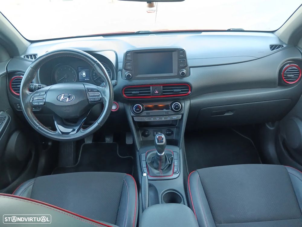 Hyundai Kauai 1.0 T-GDi Premium Pele/Tec.Vermelho - 8