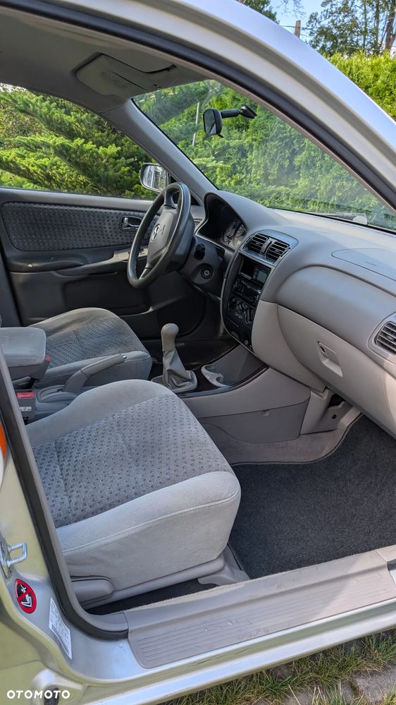 Mazda 626 2.0 - 11