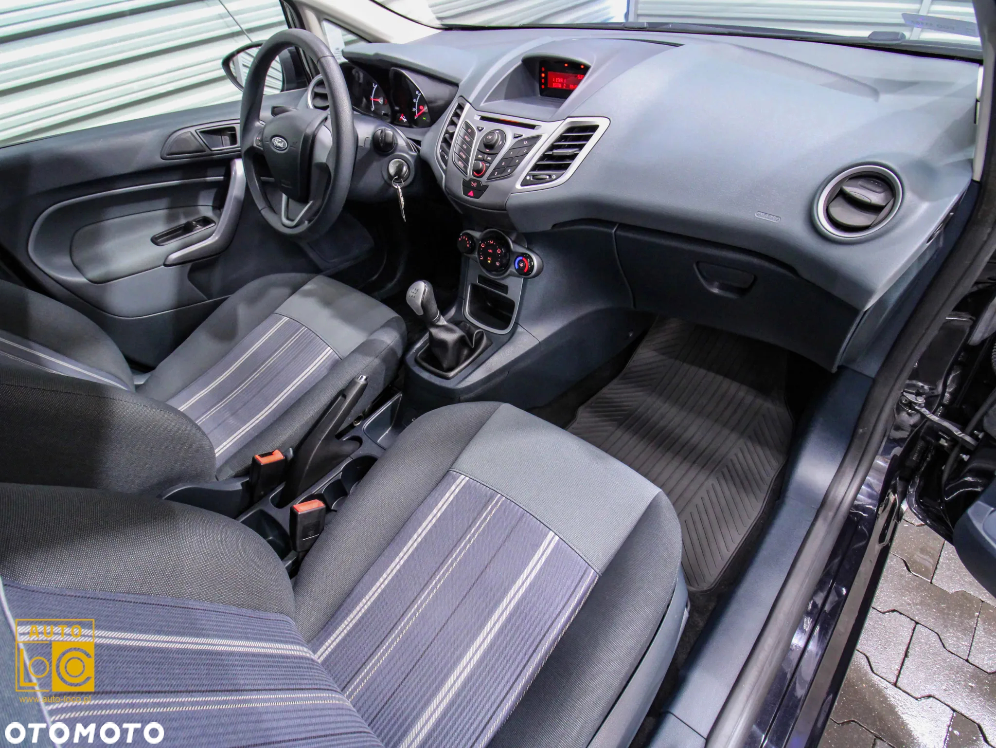 Ford Fiesta 1.25 Ambiente - 8