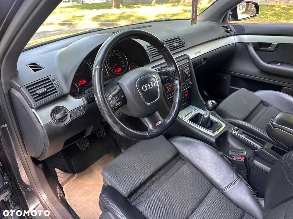 Audi A4 Avant - 14