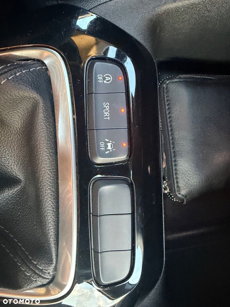 Opel Corsa - 16