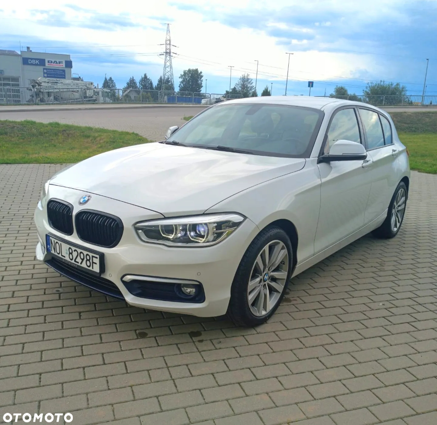 BMW Seria 1 118i - 3