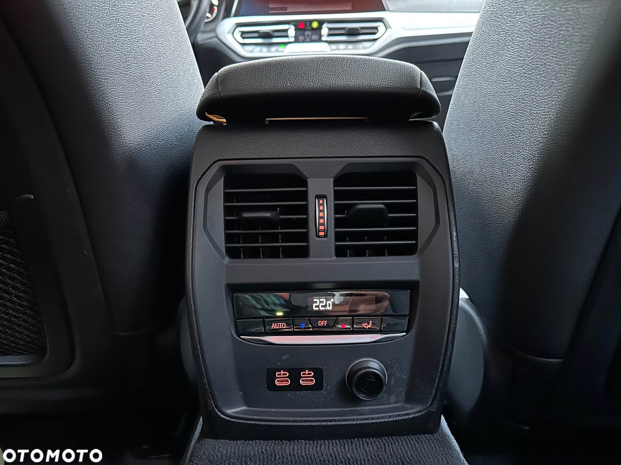 BMW Seria 3 318d Touring Sport Line - 35