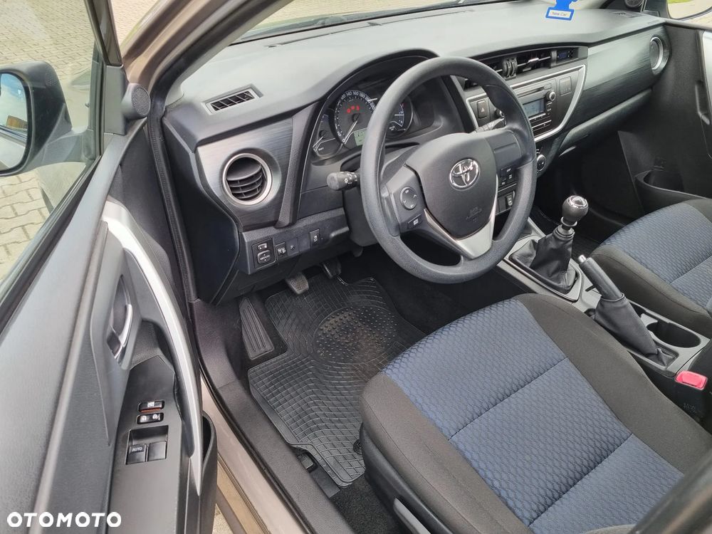 Toyota Auris 1.33 VVT-i Active - 18