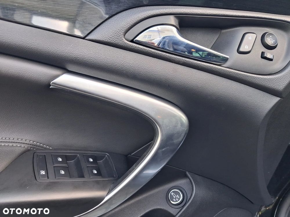 Opel Insignia - 2