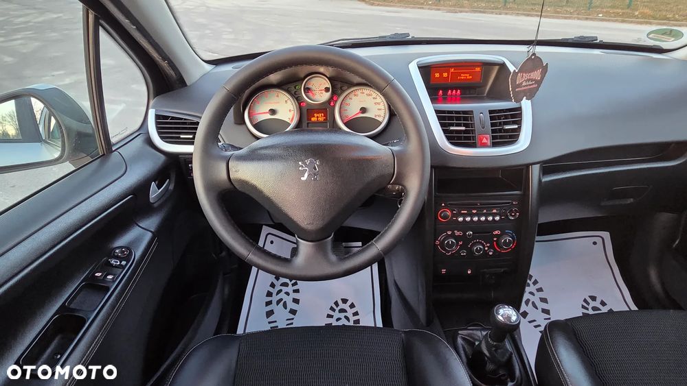 Peugeot 207 95 VTi Urban Style - 17