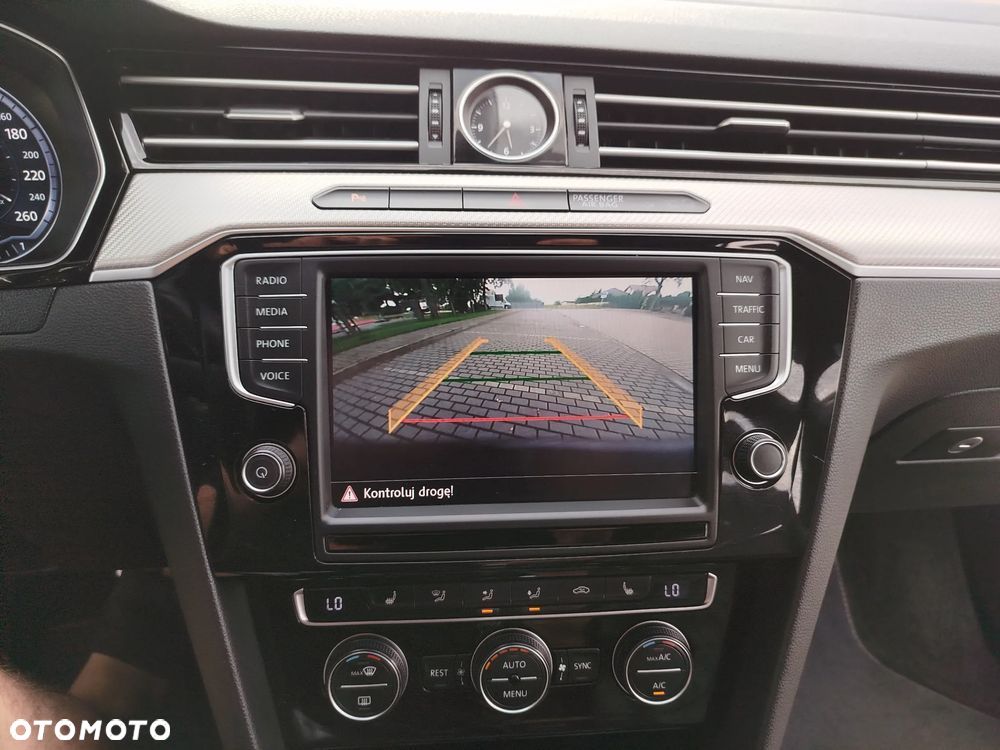Volkswagen Passat 2.0 TDI BMT Highline DSG - 9
