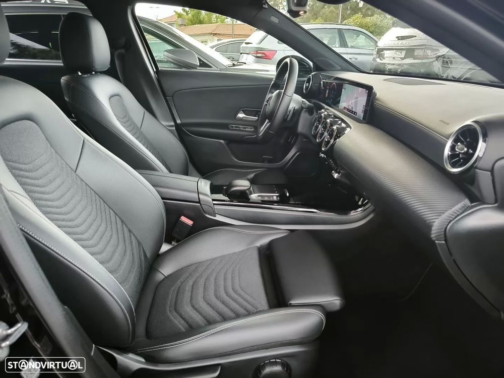 Mercedes-Benz A 250 e Style Plus - 17