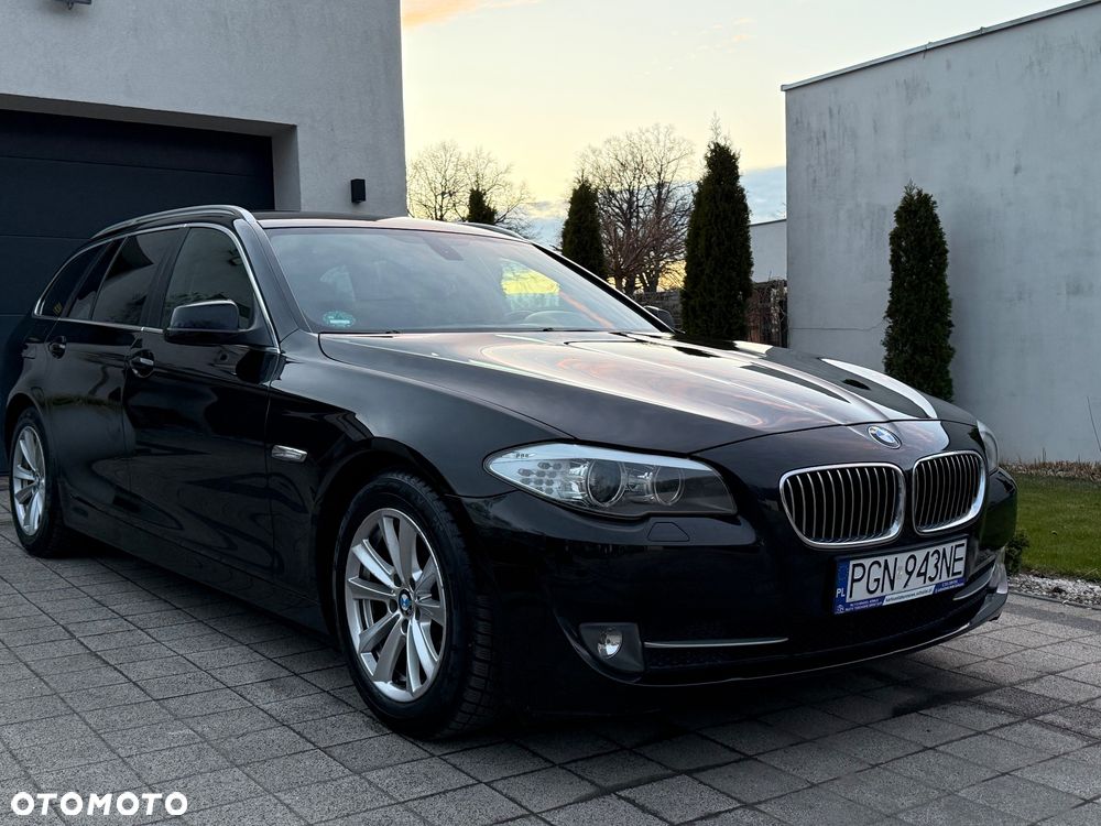 BMW Seria 5 520d Sport-Aut - 29