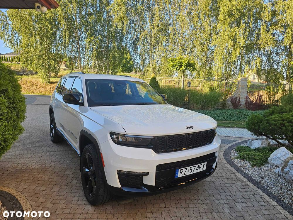 Jeep Grand Cherokee - 1