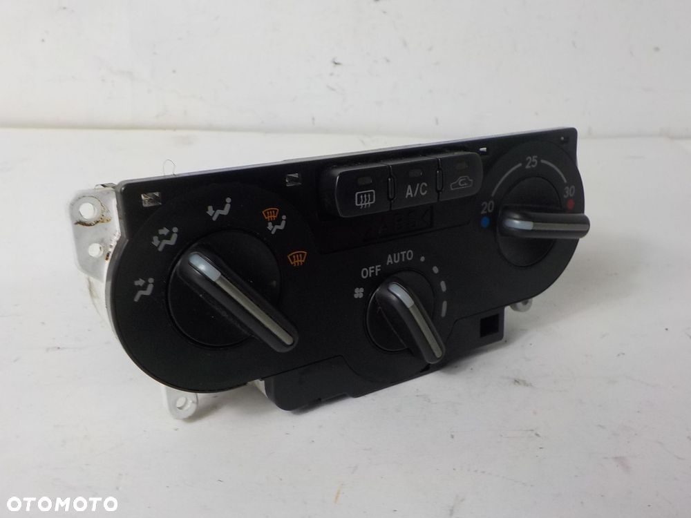 SUBARU IMPREZA II GD PANEL PRZEŁĄCZNIK KLIMATYZACJI 72311FE001 - 2
