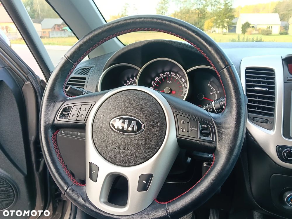 Kia Venga 1.4 Business Line - 17