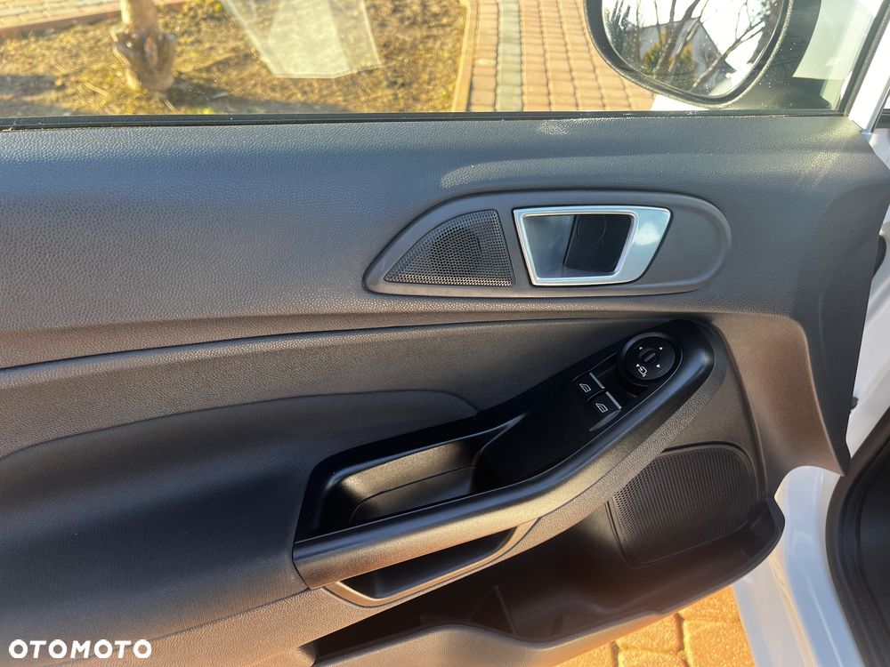 Ford Fiesta - 18